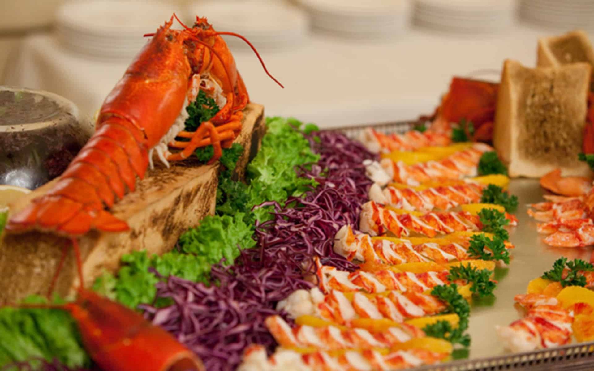 Aragoste-in-bellavista-Caffe-Scala-catering-Milano